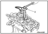  After installing mounting bolts, check that crankshaft can be rotated