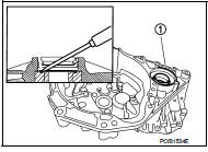 31. Remove differential side bearing outer races (1) from clutch