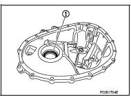 17. Remove differential side bearing outer race (1) from clutch housing,