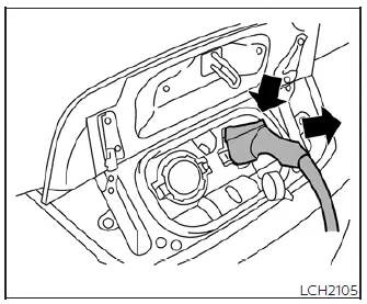 Securing the Nissan Leaf charge connector with a padlock